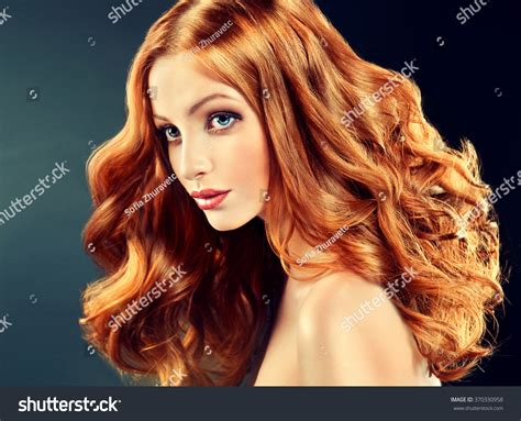 Beautiful Model With Long Curly Red Hair Styling Hairstyles Curls