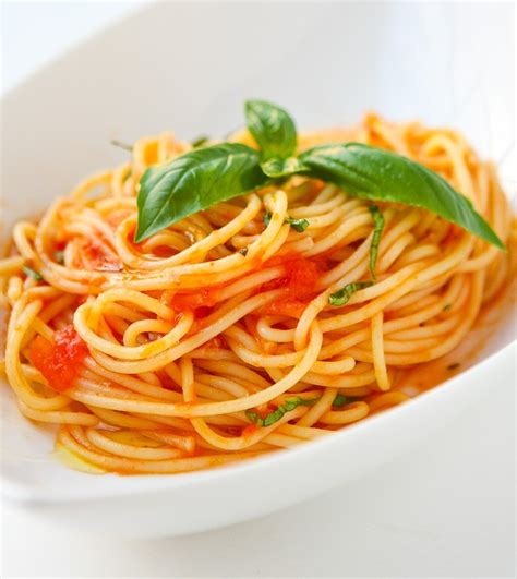Spaghetti Con Pomodorini Freschi Un Primo Classico E Veloce Pinkitalia
