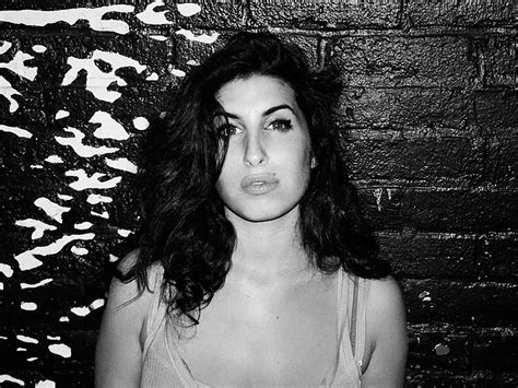 Photographer Shares Images Of A Young Amy Winehouse