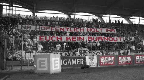Pölten sturm graz swarovski tirol wolfsberger ac. Sturm Graz vs. Austria Wien, Support Austria Wien Fans ...