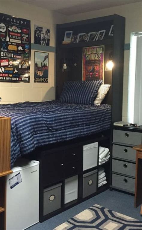 20 Brilliant Dorm Room Organization For Everything You Want Homemydesign Dorm Room Storage