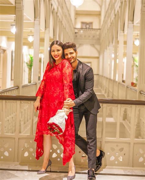 Potret Romantis Vin Rana Dan Nita Rayakan Anniversary Di Hotel Mewah