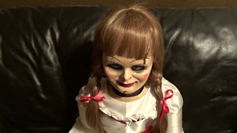 Artists Animatronic Annabelle Doll Will Give You Goosebumps Youtube