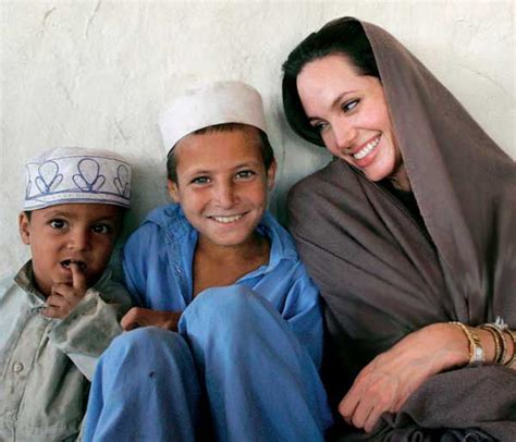 Cara Pakai Hijab Jilbab Tampilan Hijab Angelina Jolie