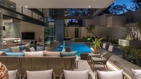 Modern Eco Friendly Luxury House Pool Lanai Garden South Africa15
