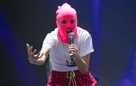 Pussy Riot Are In Defiant Mood At Chicagos Riot Fest After Members