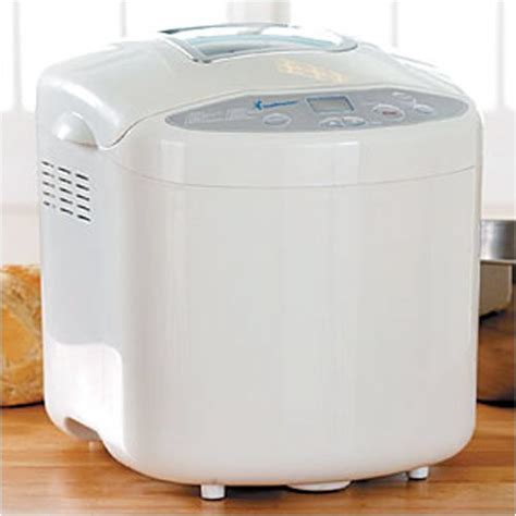 Many bread machines offer a fruit and nut hopper as a feature. Toastmaster Bread Maker 1 5 Pound Capacity - Steven S ...