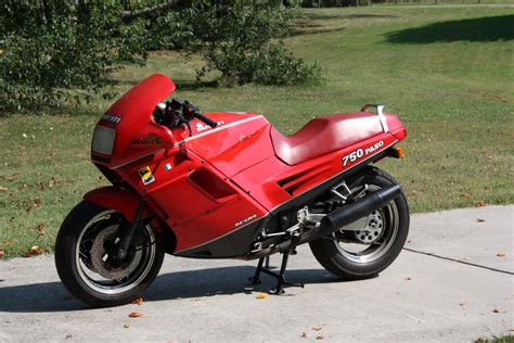 1989 Ducati 750 Paso Motozombdrivecom
