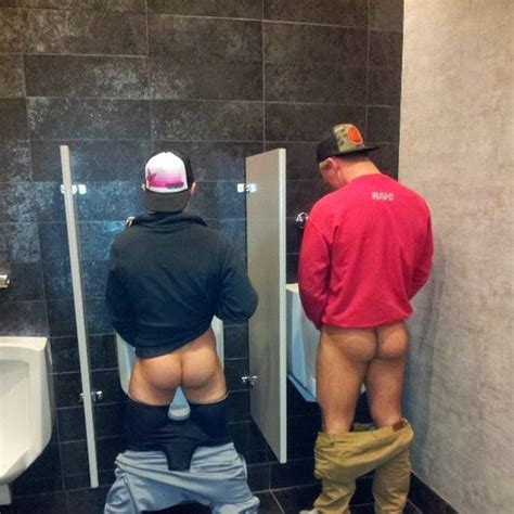 Showing It Off At The Mens Room Urinals Page 63 Lpsg