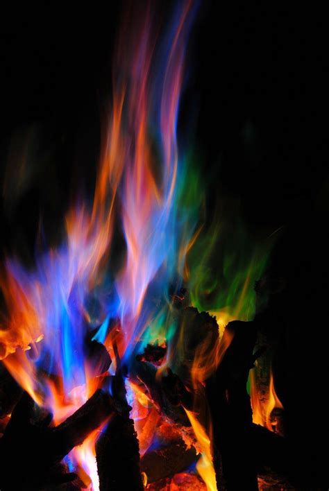 Rainbow Flames In 2020 Fire Photography Fire Art Nature