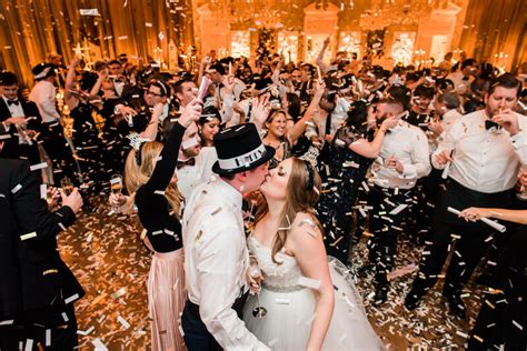 A New Years Eve Wedding Bash To Ring In 2020 Around Town