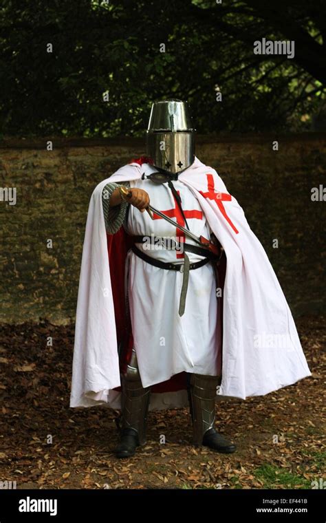 Knights Templar Cross Hi Res Stock Photography And Images Alamy