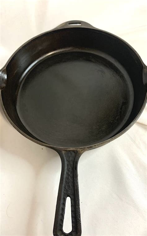 Rare 8 Griswold Hinged Hammered Erie Skillet 2008 And Matching Lid 2098 Cast Iron Ebay