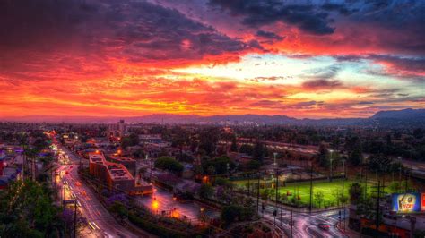 Download Fiery Red Los Angeles Sunset Wallpaper