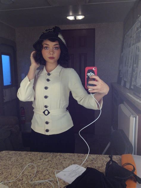 Sarah Hyland Thefappening Nude 15 Leaked Photos The Fappening