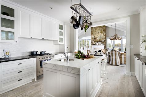 Black and white are two such colors that make a bold visual statement and suits lot of styles. Must-Haves For Your Hamptons Style Kitchen | The Maker