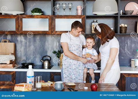 Russian Mom Son Kitchen Telegraph