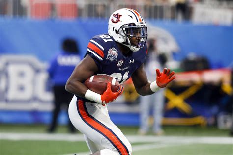 Kerryon Johnson Has Answer For Anyone Who Questions His Durability