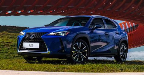 Fusing bold style, advanced technology, unmatched safety msrp of $38,450 is for the lexus ux 200 fwd, shown. Lexus UX 200 - where in Malaysia's premium SUV market does ...
