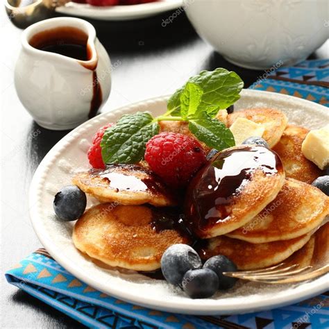 Dutch Mini Pancakes Called Poffertjes — Stock Photo © Imelnyk 59080069