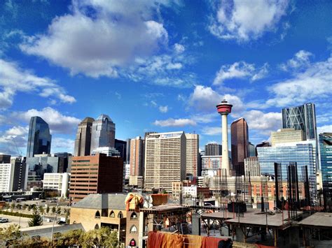 Downtown Calgary skyline | Skyline, City sky, Calgary alberta canada