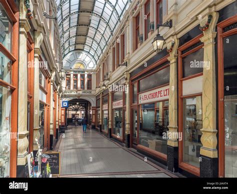 The Hepworth Arcade In The Old Town In Hull Yorkshire England Stock