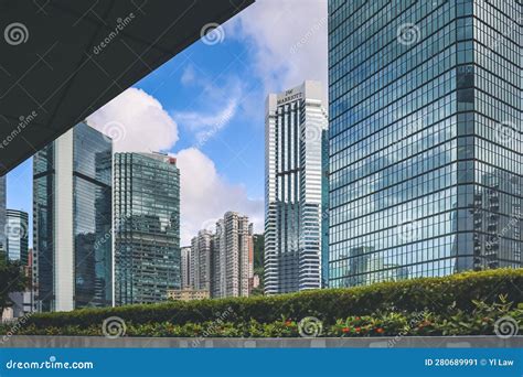 Edificios Modernos De Oficinas En Hong Kong Que Combinan Arquitectura Y