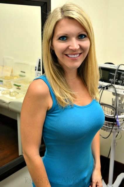 Renee Zellweger After Plastic Surgery Photos Breast Augmentation