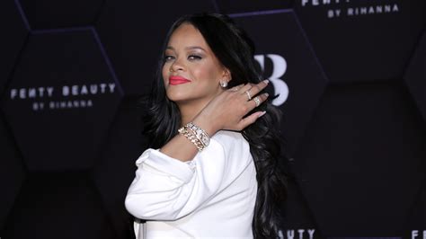 Rihanna Created A Fenty Beauty Tiktok House Teen Vogue