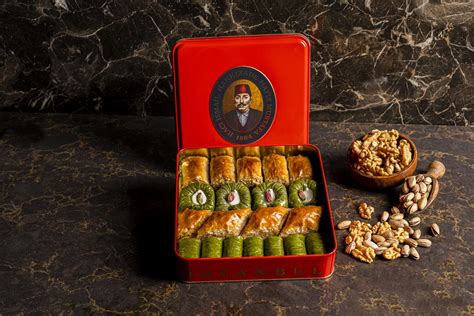 Pistachio Walnut Baklava Assortment S Metal Box