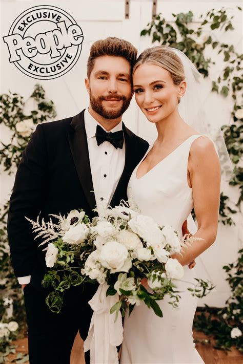From Devin And Leah To Justin And Hailey All Of The Celeb Couples Whove Tied The Knot In 2019