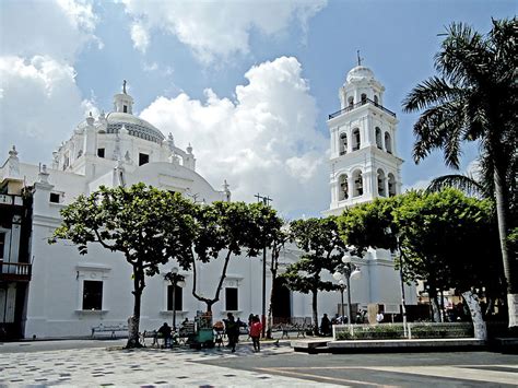 Veracruz, officially known as heroica veracruz, is a major port city and municipal seat for the surrounding municipality of veracruz on the. Veracruz : La ville de Veracruz au Mexique - Amérique du Sud