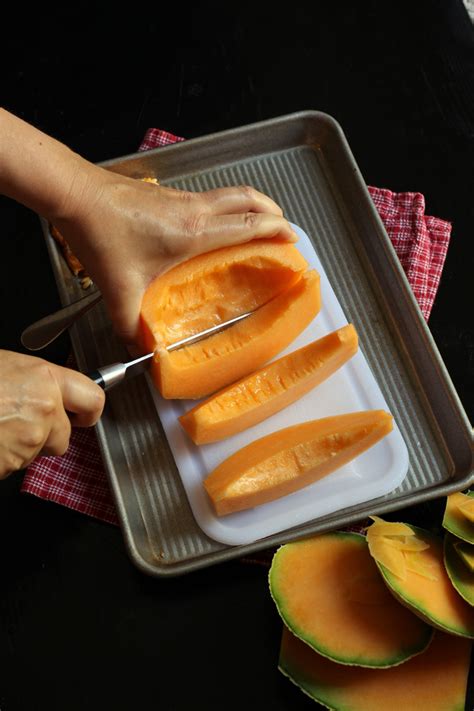 How To Cut Melon The Quick Easy Way Good Cheap Eats