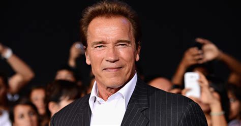 The Self Made Man Is A Myth Arnold Schwarzenegger Tells Students
