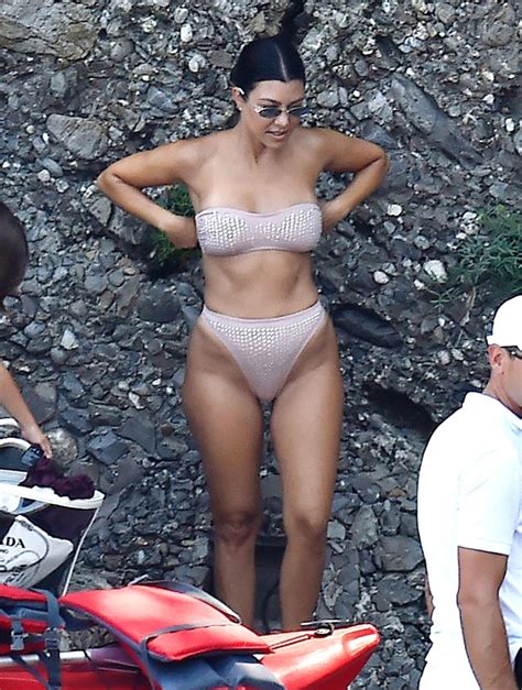 Kourtney Kardashian In A Strapless Bikini On Italian Vacay Is So Hot Hollywood Life