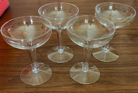 Vintage Set Of 4 Hollow Stem Champagne Glasses Etsy Hollow Stem Champagne Glasses Champagne