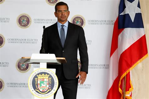 Gobernador De Puerto Rico Está Insatisfecho Con Función De Empresa