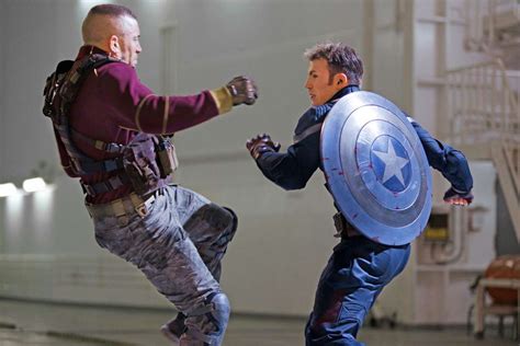 Captain America The Winter Soldier Ew Goes Behind The Shield