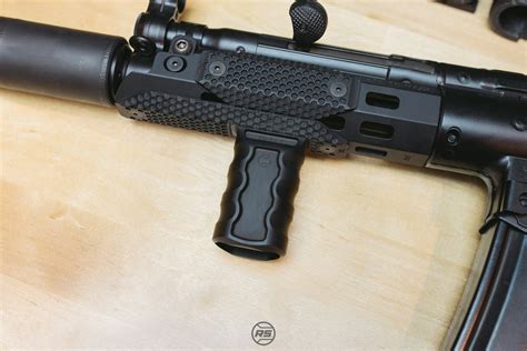 Railscales Debuts New Rsb Vertical Grip Attackcopter