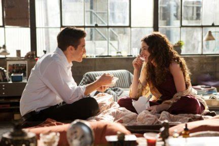 Amor E Outras Drogas Com Anne Hathaway E Jake Gyllenhaal Ganha Clipes S Tima Art