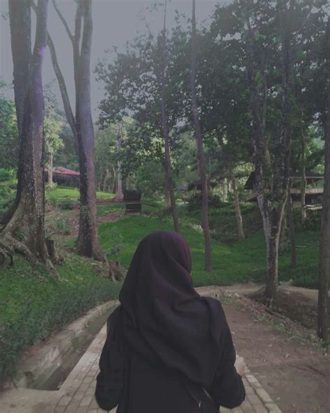 We did not find results for: Pin by Qash03 on Muslim fashion outfits in 2020 | Hijab ...