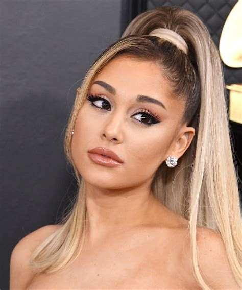 Ariana Grande Ditches Iconic Ponytail Debuts Shorter Hairstyle Lupon