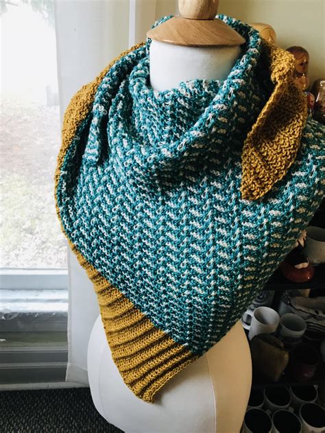 Mosaic knitting is an amazing effect! : knitting