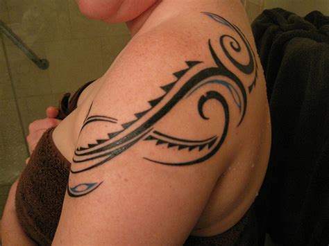 27 Beautiful Tribal Shoulder Tattoos Only Tribal