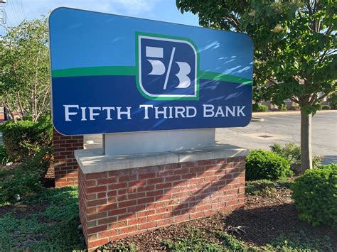 PNC, Fifth Third have closed the most Ohio branches by midyear | Crain