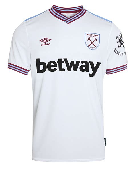 West ham united unveiled the club's commemorative 125th anniversary umbro away kit, which the hammers will wear in the 2020/21 season. Nuevos West Ham Umbro Kits 2019/20 - Marca de Gol