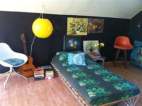 It can help you decorate your bedroom wall or allow you to pretend you are a mad scientist in your home office. 50 Chalkboard Wall Paint Ideas For Your Bedroom