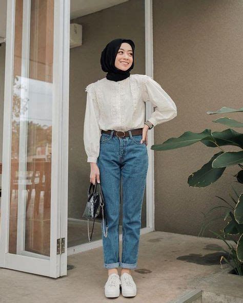 8 Trik Tampil Sopan ke Acara Formal dengan Celana Jeans. Anti Ribet dan