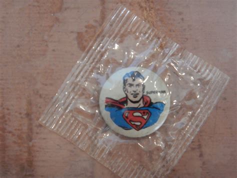 Original 1945 Kelloggs Superman Pep Pin Still Sealed In Original