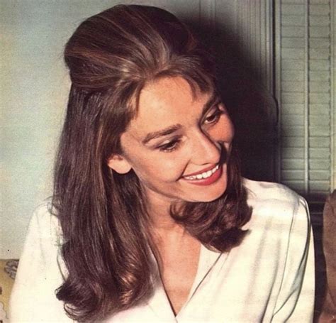 Vintage Classic 80s Audrey Hepburn Hair Beauty Hair Styles